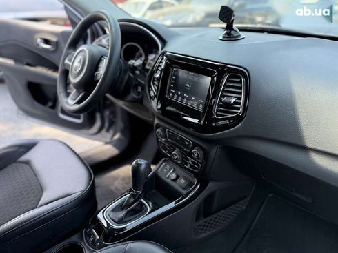 Jeep Compass 2020 - фото 28
