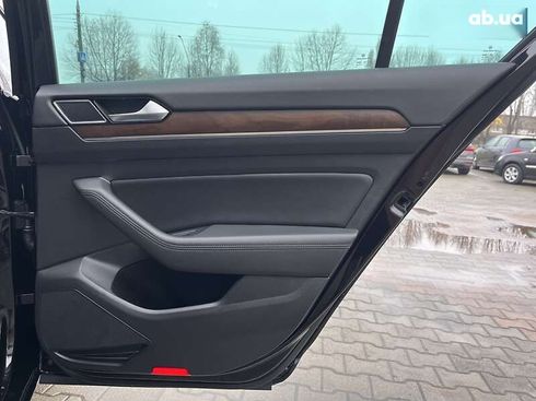 Volkswagen Passat 2018 - фото 30