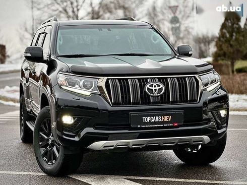 Toyota Land Cruiser Prado 2022 - фото 17