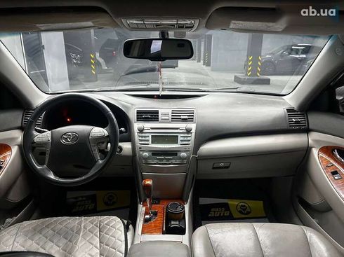 Toyota Camry 2008 - фото 13