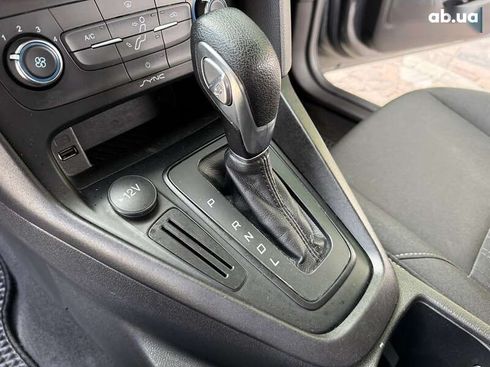 Ford Focus 2017 - фото 20