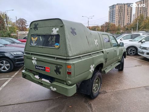 Toyota Hilux 1994 синий - фото 5