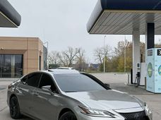 Купити Lexus ES бу в Україні - купити на Автобазарі