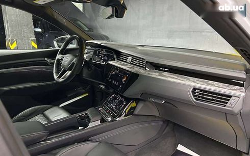 Audi E-Tron 2022 - фото 17