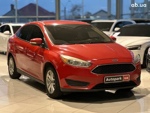 Ford Focus 2015 красный - фото 3