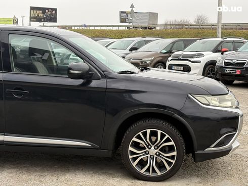 Mitsubishi Outlander 2017 черный - фото 5