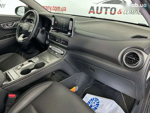 Hyundai Kona Electric 2019 - фото 12