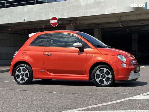 Fiat 500E 2016 - фото 8