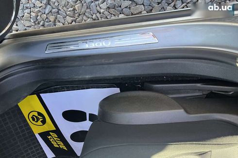 Opel Astra 2011 - фото 24