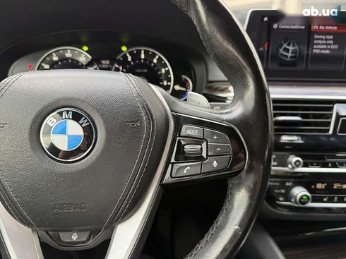 BMW 5 серия 2017 - фото 29