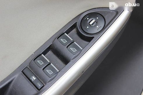 Ford Focus 2012 - фото 15