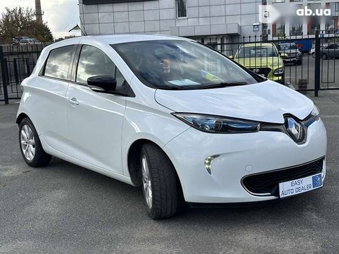 Renault Zoe 2016 - фото 3