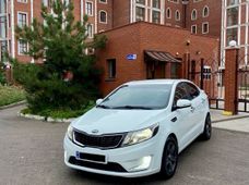 Продажа б/у Kia Rio 2013 года - купить на Автобазаре