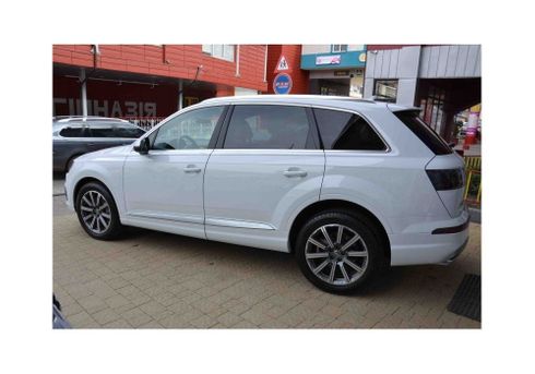 Audi Q7 2017 - фото 4