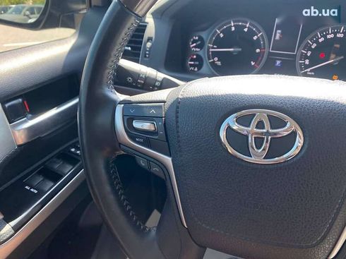 Toyota Land Cruiser 2020 - фото 15