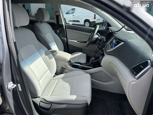 Hyundai Tucson 2016 - фото 27