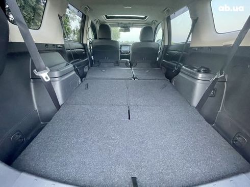 Mitsubishi Outlander 2020 - фото 18