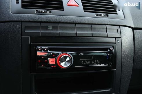 Skoda Fabia 2007 - фото 19