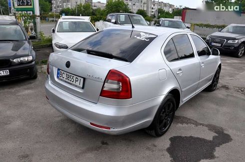 Skoda Octavia 2011 - фото 6