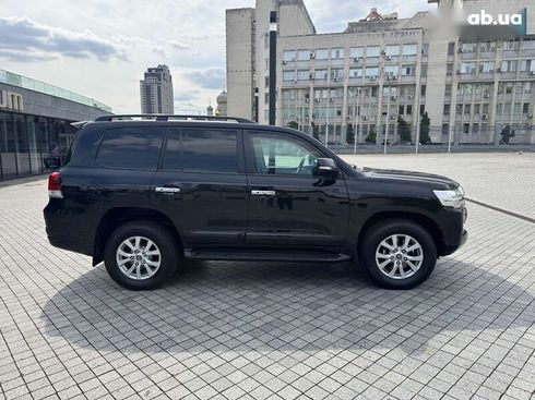 Toyota Land Cruiser 2014 - фото 8