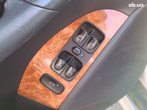 Mercedes-Benz CLK-Класс 2002 серый - фото 18