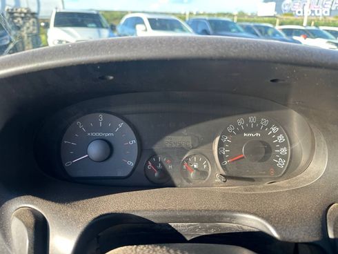 Hyundai H 200 2006 белый - фото 15