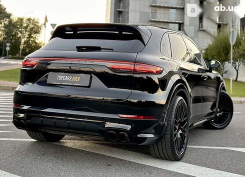 Porsche Cayenne 2022 - фото 19