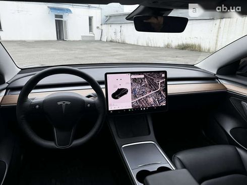 Tesla Model 3 2021 - фото 8