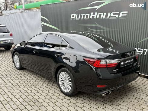 Lexus ES 2017 - фото 16