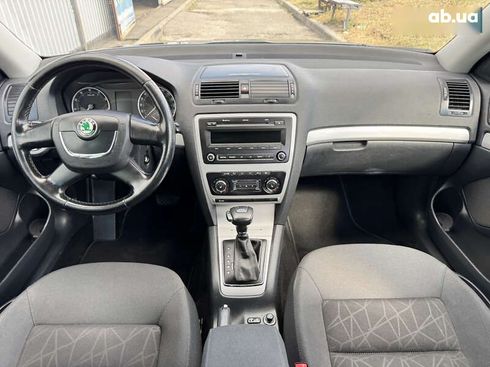 Skoda Octavia 2012 - фото 25