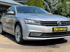 Продажа б/у Volkswagen Passat 2018 года - купить на Автобазаре
