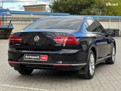 Volkswagen Passat 2017 черный - фото 9