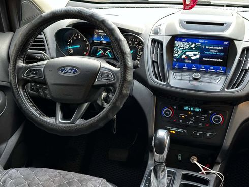 Ford Escape 2018 серый - фото 24