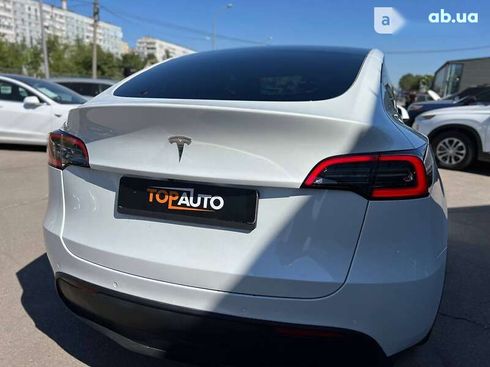 Tesla Model Y 2021 - фото 17