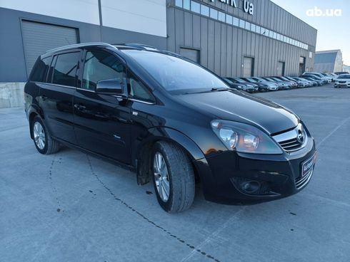 Opel Zafira 2011 черный - фото 12