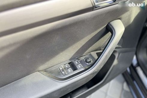 Skoda Superb 2019 - фото 16