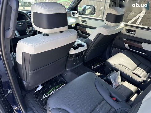 Toyota Sequoia 2023 - фото 29