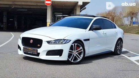 Jaguar XE 2019 - фото 3