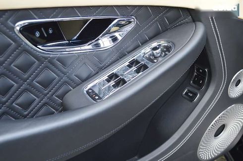 Bentley Continental GT 2019 - фото 20