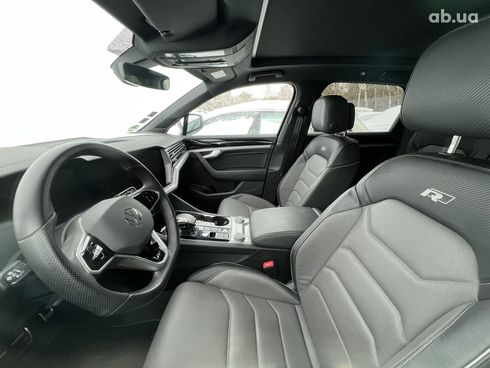 Volkswagen Touareg 2021 - фото 27