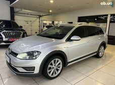 Продажа б/у Volkswagen Golf 2016 года в Одессе - купить на Автобазаре