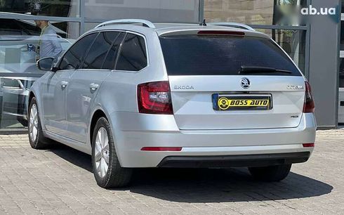Skoda Octavia 2019 - фото 4
