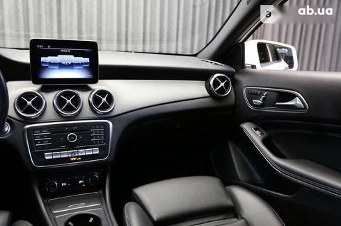 Mercedes-Benz GLA-Класс 2018 - фото 15
