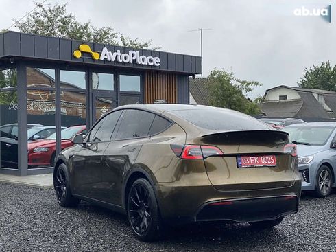 Tesla Model Y 2021 - фото 9