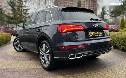 Audi Q5 2020 - фото 10