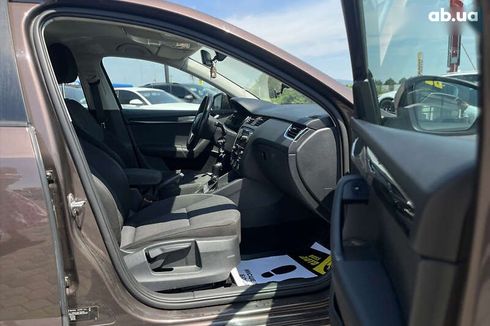 Skoda Octavia 2017 - фото 9