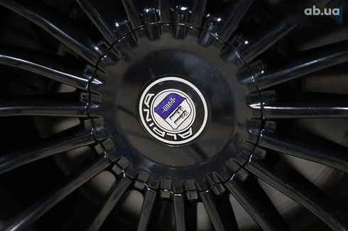 BMW 5 серия 2015 - фото 12