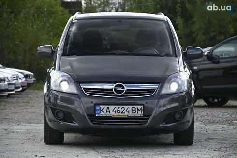 Opel Zafira 2010 - фото 4