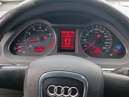 Audi A6 2005 белый - фото 13