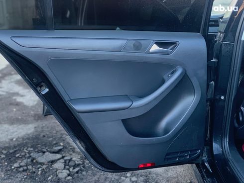 Volkswagen Jetta 2012 черный - фото 19